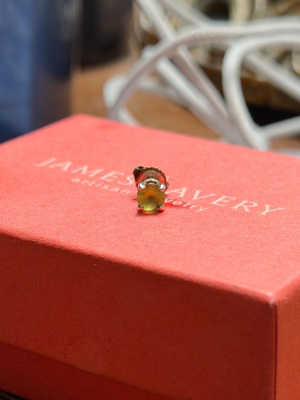 James Avery Peridot Earring (one earring) - Picture 2 of 5